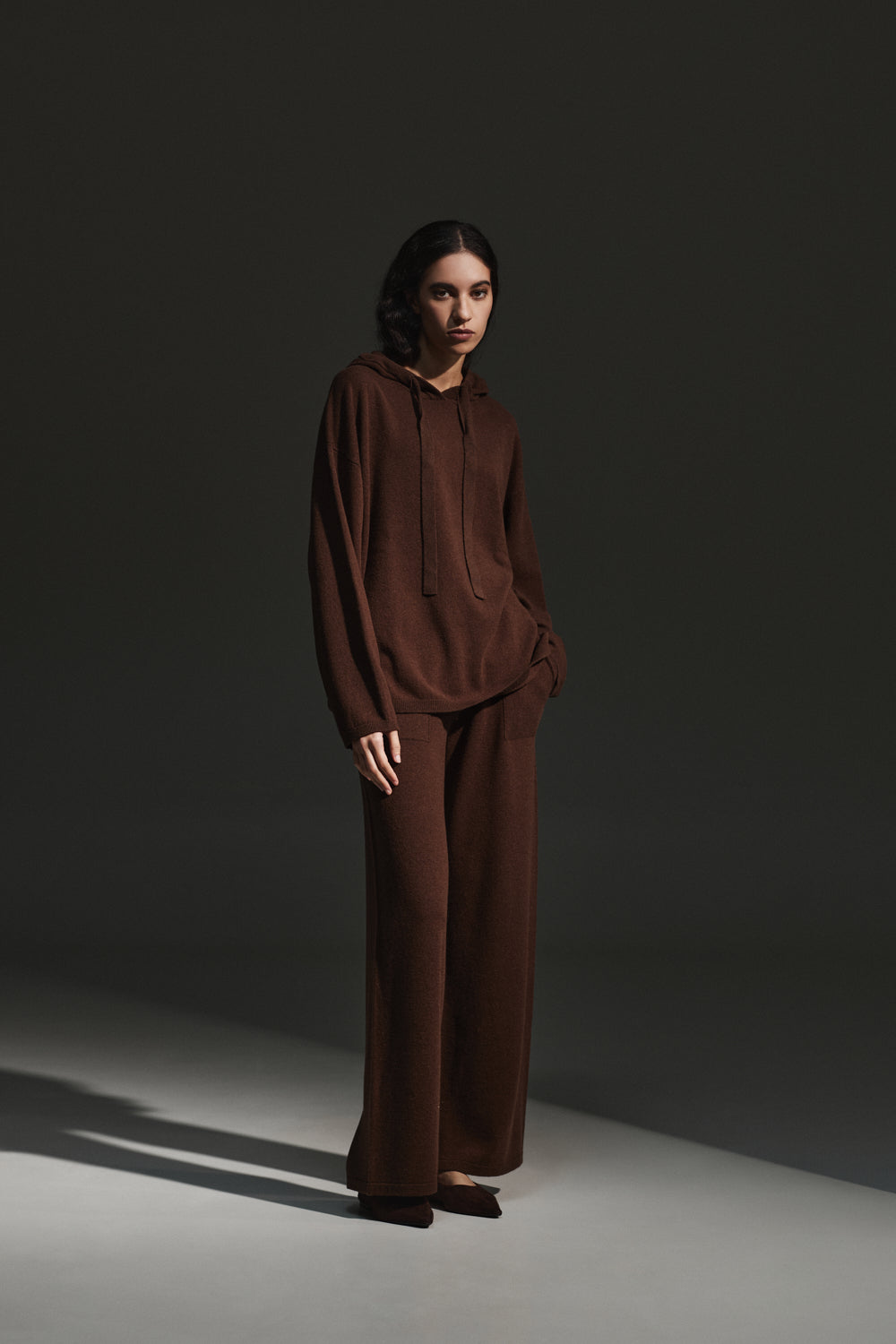 Felpa Oversize in Pura Lana con Cappuccio