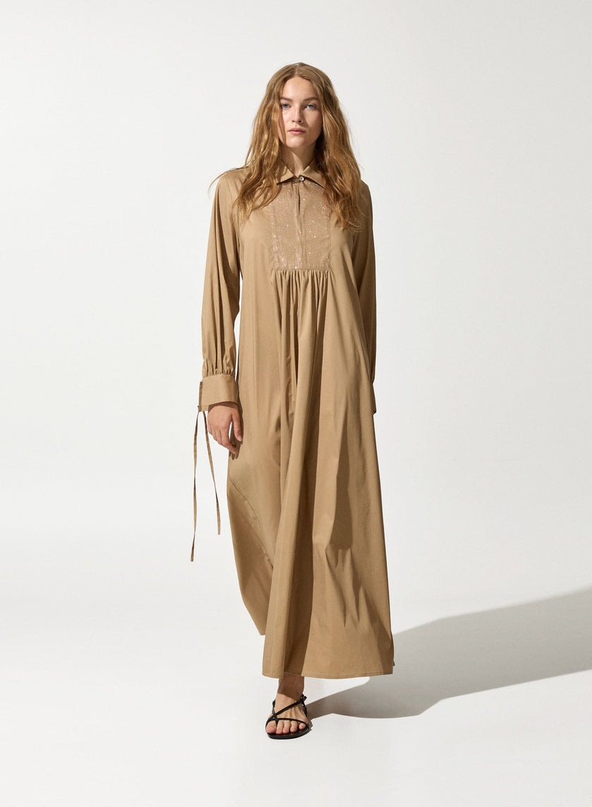 Abito Lungo con plastron luminoso