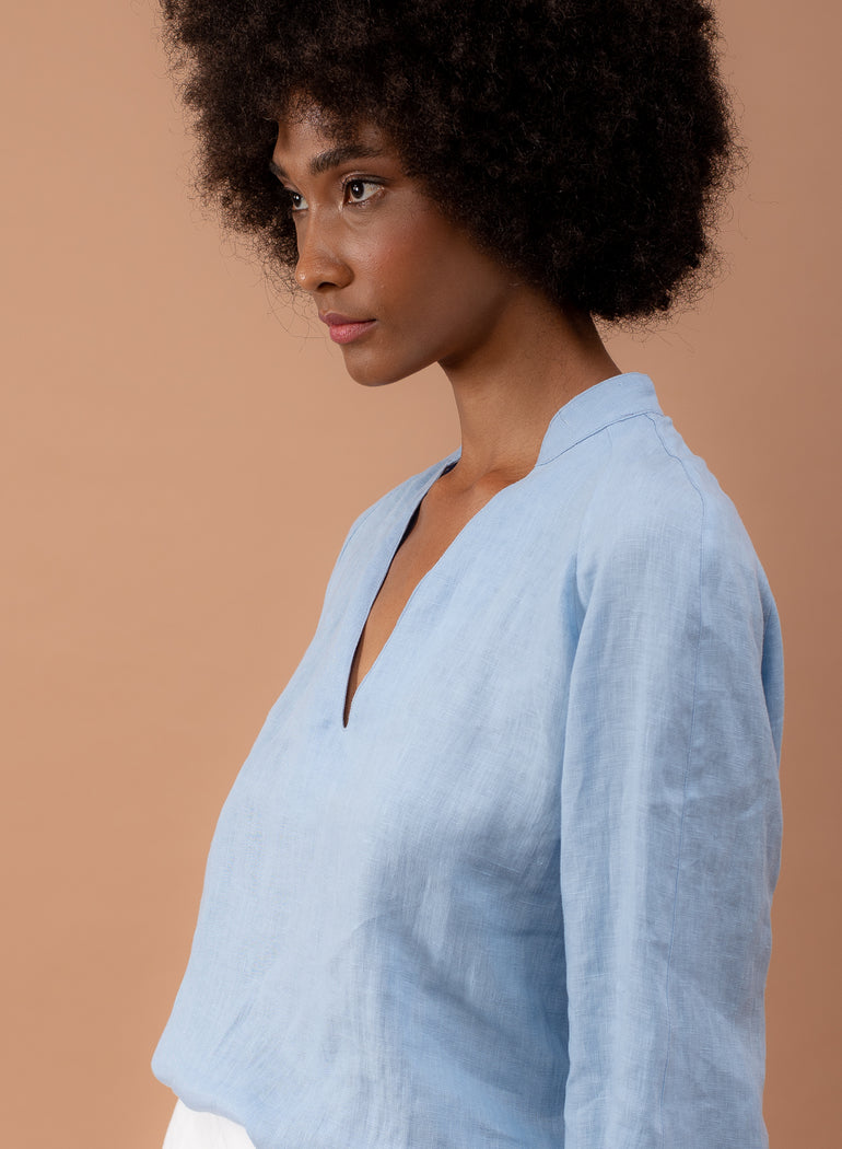 Shade Italy - Blusa scollo V in puro lino